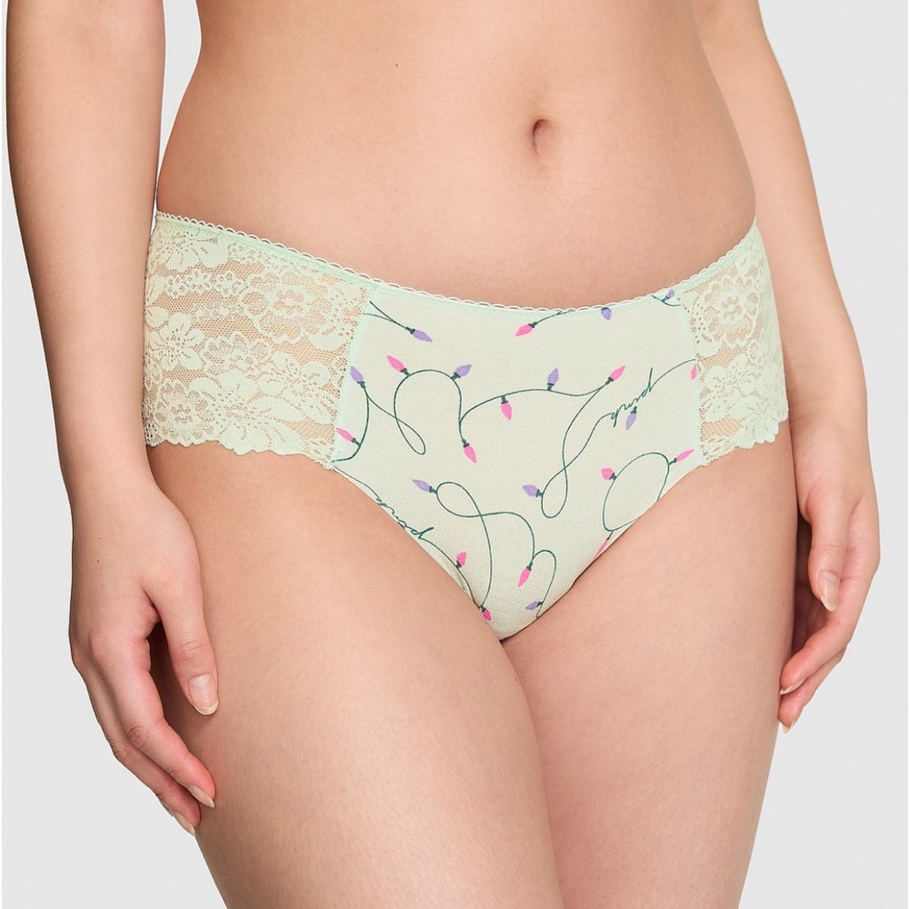 NWT PINK Victoria’s Secret No Show Cheeky Panty.